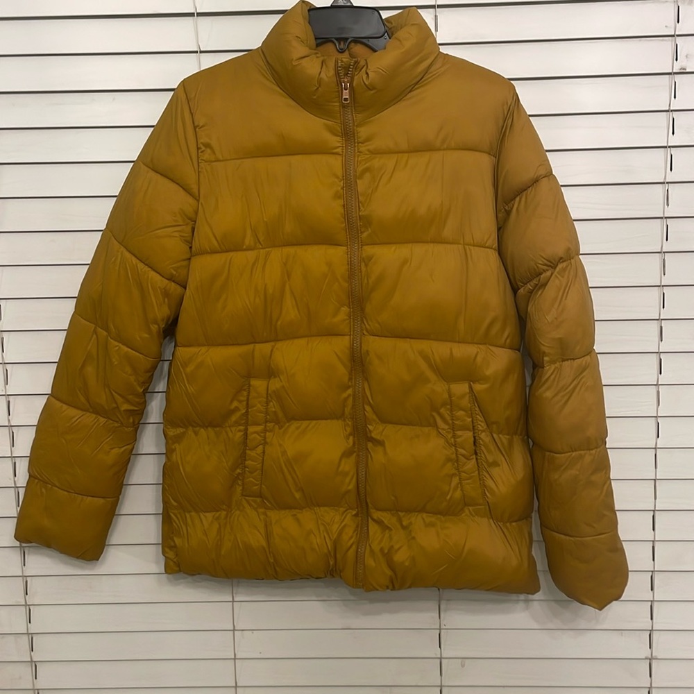 Old Navy, Women’s, Large, Gold/Yellow Puffer Jacket